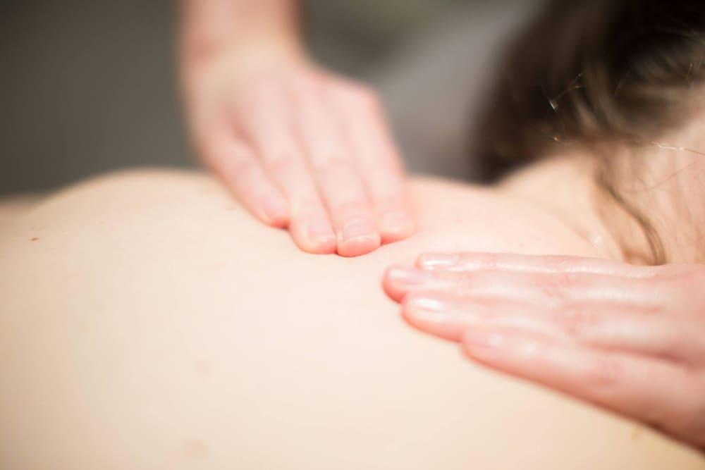 Braemar Lodge And Spa Hanmer Springs Zewnętrze zdjęcie A massage
