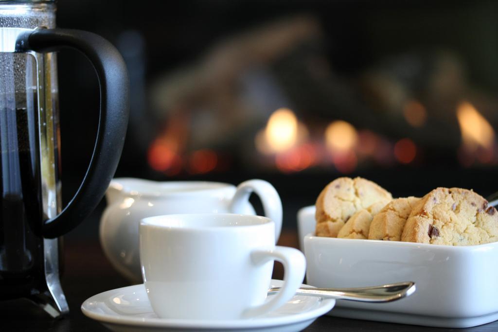 Braemar Lodge And Spa Hanmer Springs Zewnętrze zdjęcie Coffee and biscuits